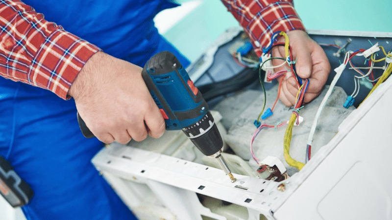 Menderes Hotpoint servisi orijinal yedek parça kullanımı